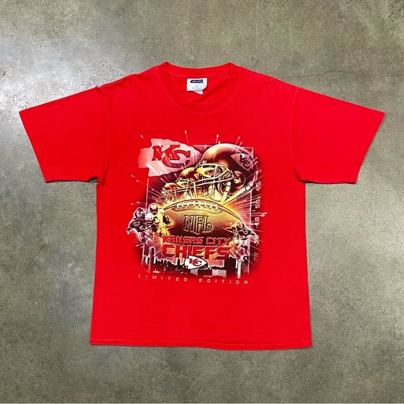 Vintage KC Kansas City Chiefs NFL Football Graphic Tshirt Made in Mexico - Picture 1 of 8